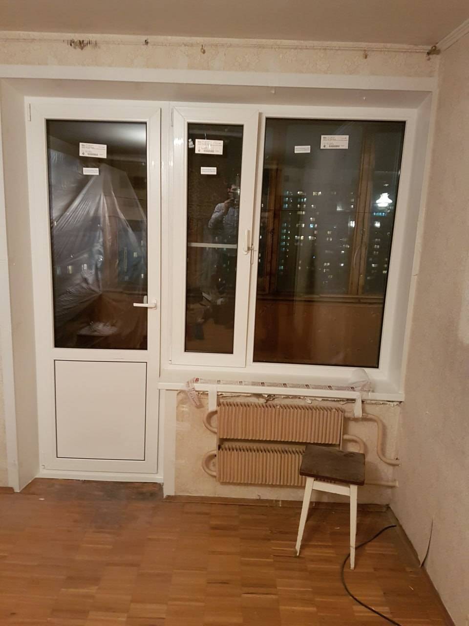 Дверь на балкон фото