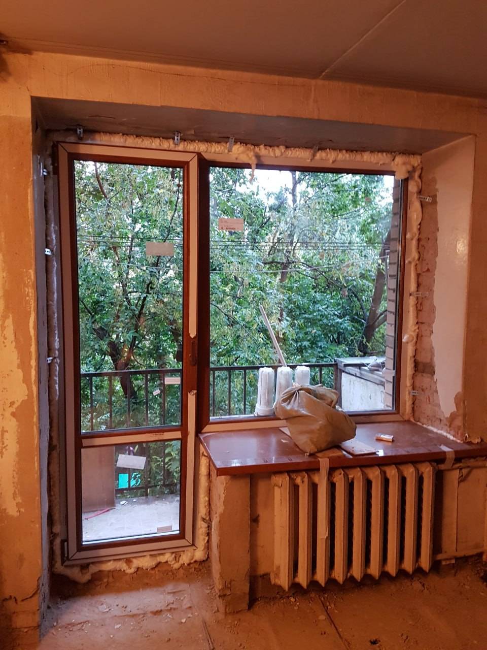 Балконный блок с ламинацией РЕХАУ